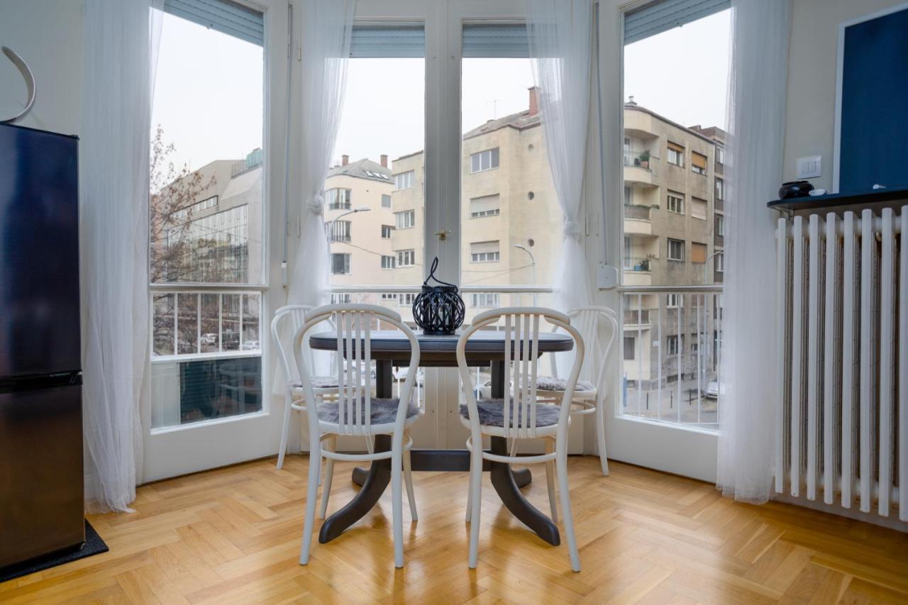 Golden Hour Apartment Budapest Exterior foto